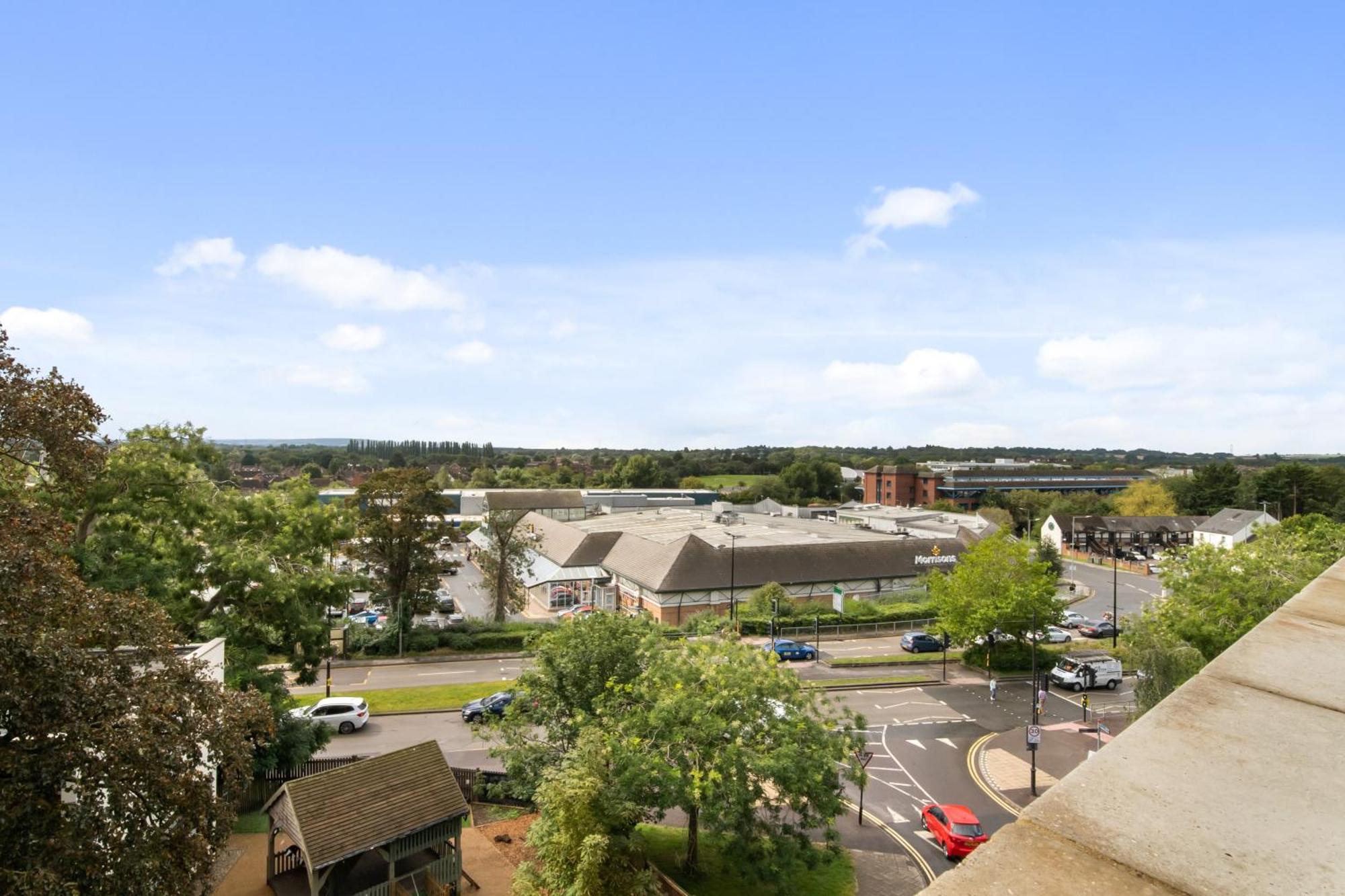 Livestay-Modern Apartments Building In Aylesbury Aylesbury  Eksteriør bilde